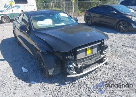 2024 Volvo S60 B5 Plus Black Edition z USA, uszkodzony, nr VIN 7JRL12TH0RG308329